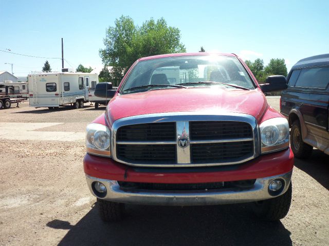 Dodge Ram 2500 2006 photo 2