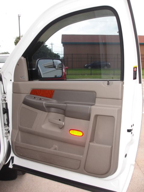 Dodge Ram 2500 2006 photo 23