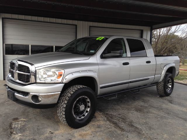 Dodge Ram 2500 2007 photo 2