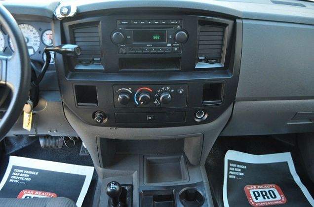 Dodge Ram 2500 EX W/ Leather And DVD Pickup Truck