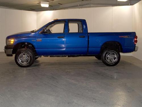 Dodge Ram 2500 SLT Unspecified
