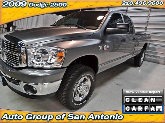 Dodge Ram 2500 Wagon SE Pickup