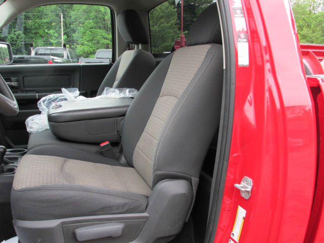 Dodge Ram 2500 Yc1/ls Pickup Truck