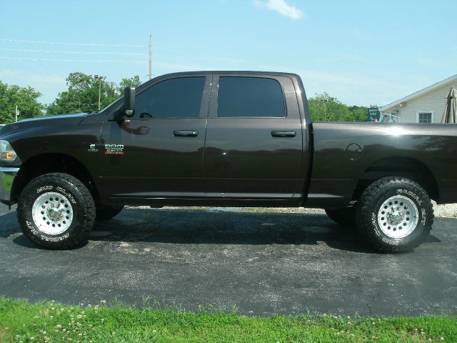 Dodge Ram 2500 2dr HB Manual Hatchback Pickup Truck