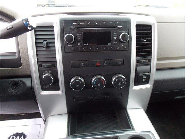 Dodge Ram 2500 2010 photo 2