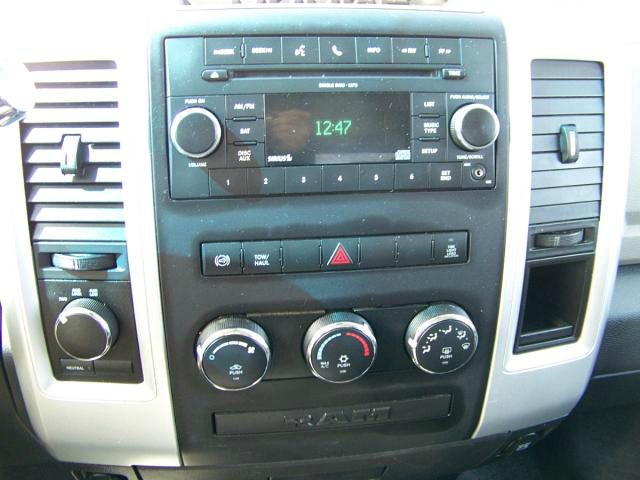 Dodge Ram 2500 AWD, DVD, Navi, Rear Camera Pickup Truck