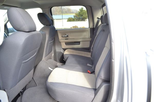 Dodge Ram 2500 2010 photo 2