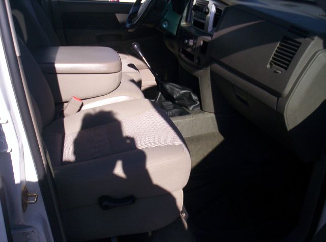 Dodge Ram 2500 2011 photo 2