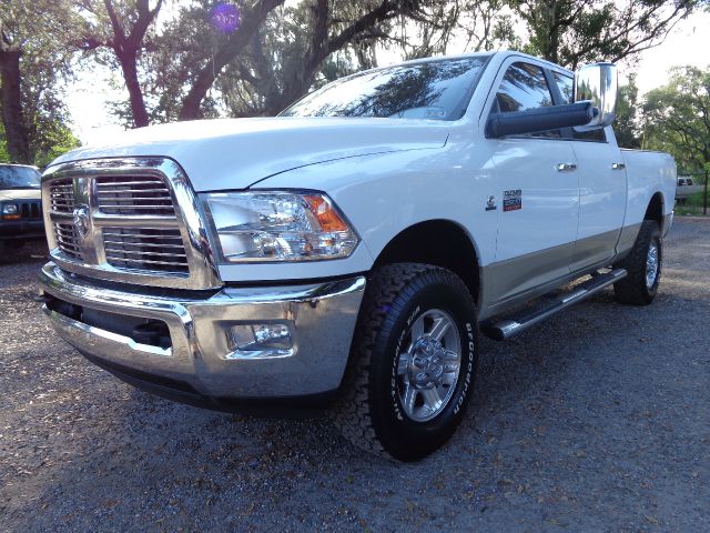 Dodge Ram 2500 2011 photo 2