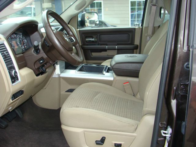 Dodge Ram 2500 2011 photo 3