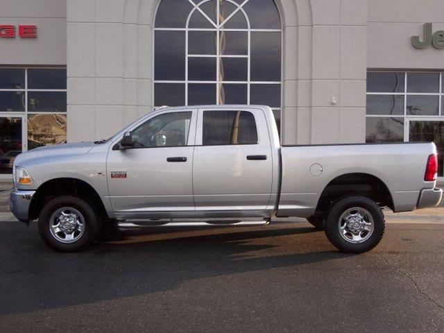 Dodge Ram 2500 2011 photo 2