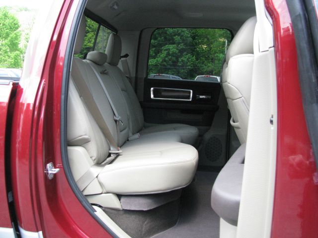 Dodge Ram 2500 2012 photo 13