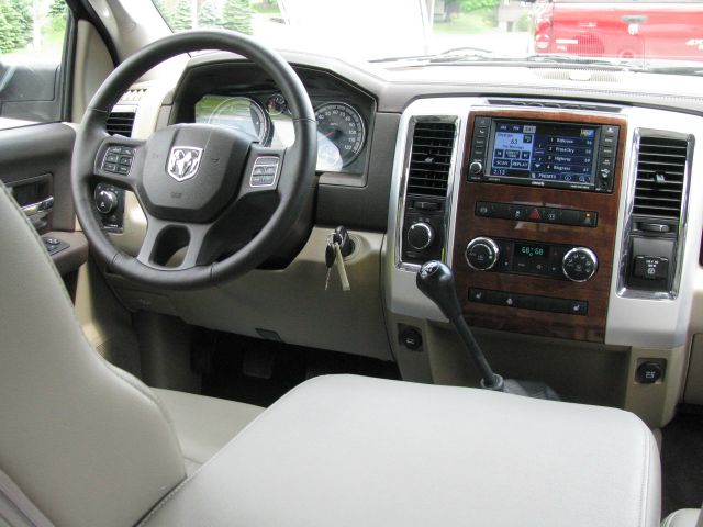 Dodge Ram 2500 2012 photo 4