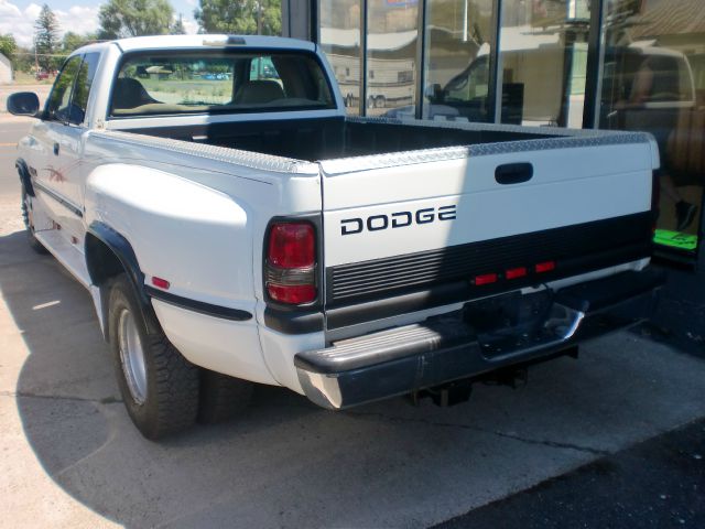 Dodge Ram 3500 1999 photo 3