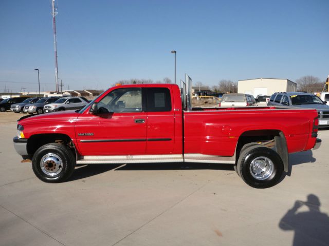 Dodge Ram 3500 2001 photo 1