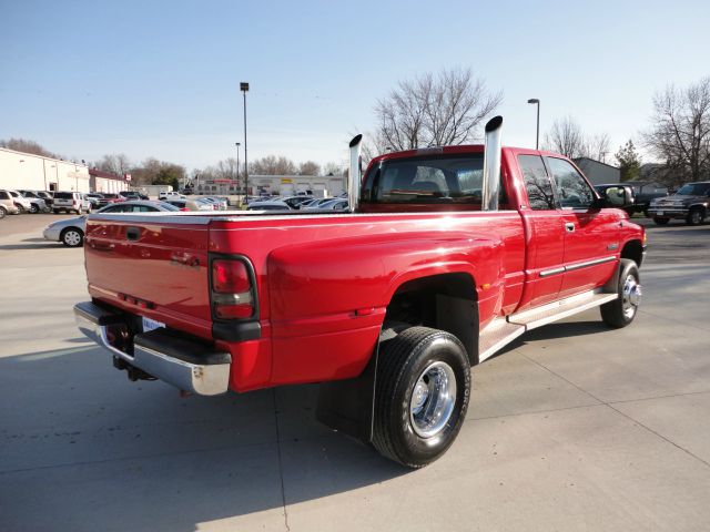Dodge Ram 3500 2001 photo 3