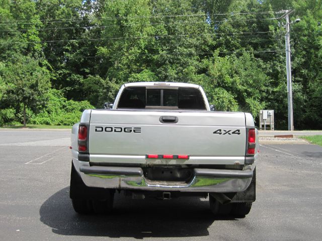 Dodge Ram 3500 2001 photo 3