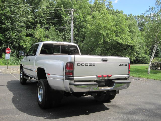 Dodge Ram 3500 2001 photo 4