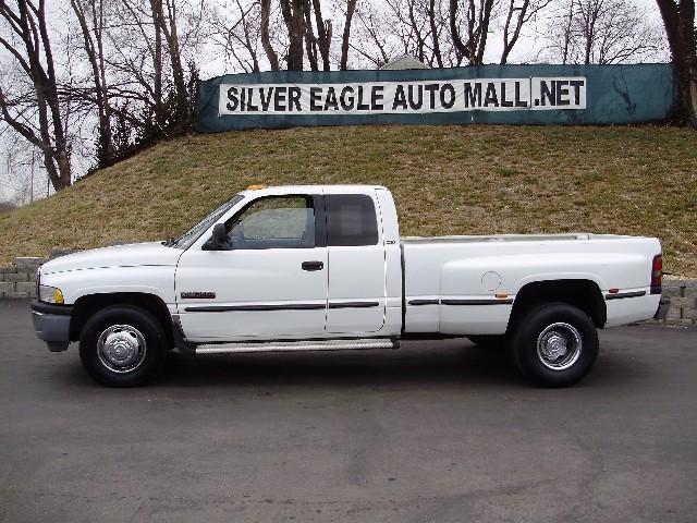 Dodge Ram 3500 2001 photo 1