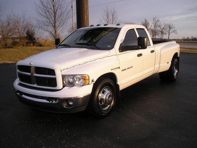 Dodge Ram 3500 2003 photo 3