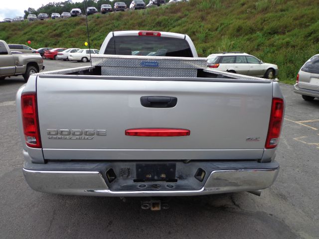 Dodge Ram 3500 2003 photo 2