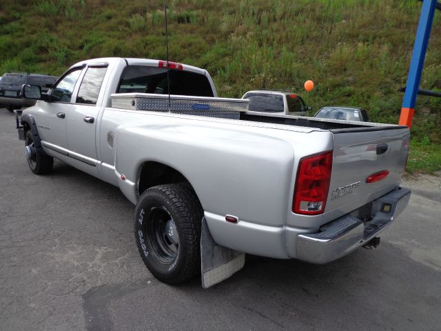 Dodge Ram 3500 2003 photo 3
