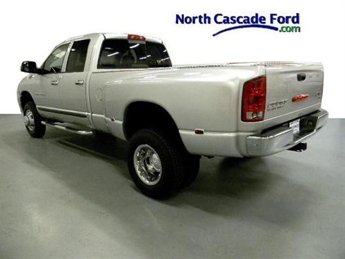 Dodge Ram 3500 2003 photo 2