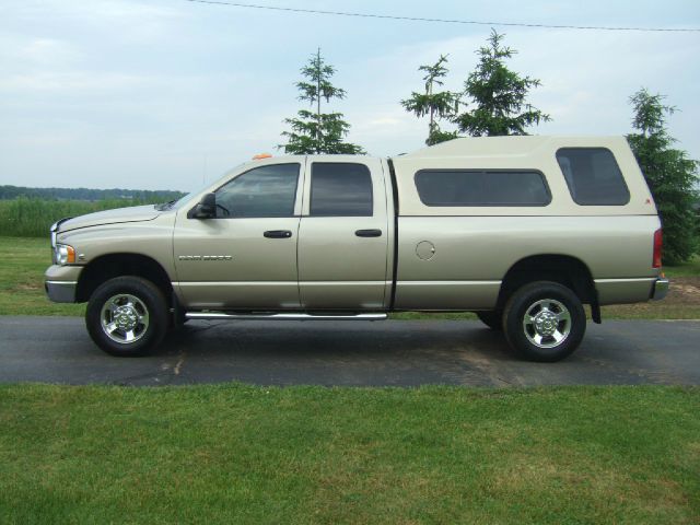 Dodge Ram 3500 2004 photo 3