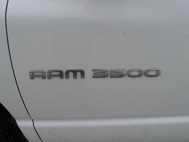 Dodge Ram 3500 2004 photo 1