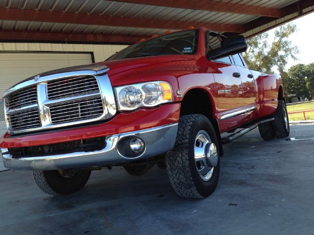 Dodge Ram 3500 2004 photo 4