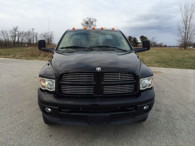 Dodge Ram 3500 2004 photo 4