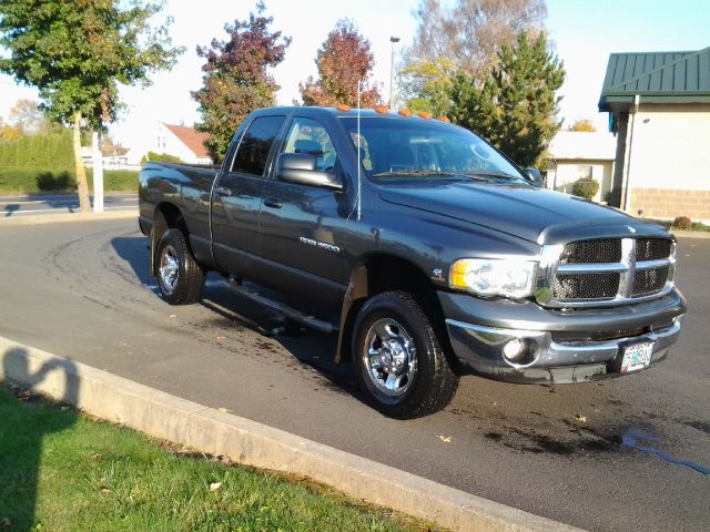 Dodge Ram 3500 2004 photo 4