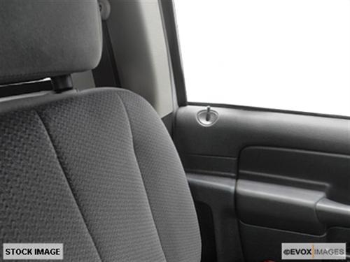 Dodge Ram 3500 2004 photo 3