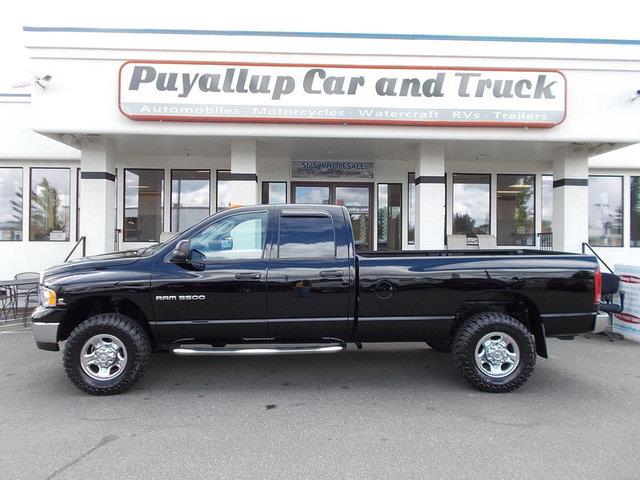 Dodge Ram 3500 2011 Nissan Juke SV Pickup Truck