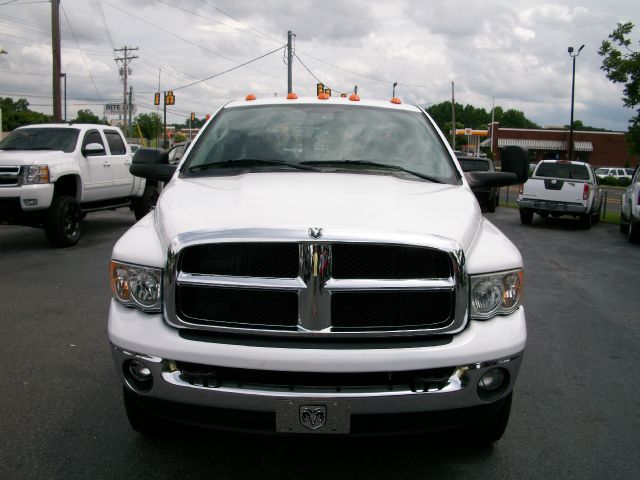 Dodge Ram 3500 2005 photo 1