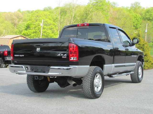 Dodge Ram 3500 2005 photo 2