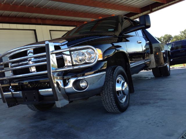 Dodge Ram 3500 2005 photo 4