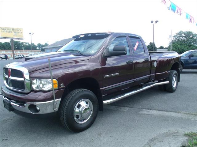 Dodge Ram 3500 2005 photo 2