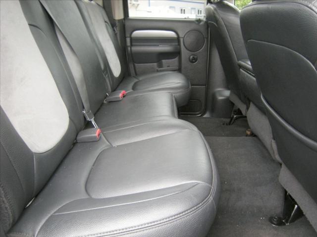 Dodge Ram 3500 2005 photo 5