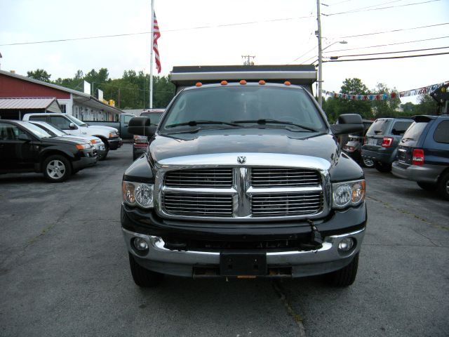 Dodge Ram 3500 2005 photo 2