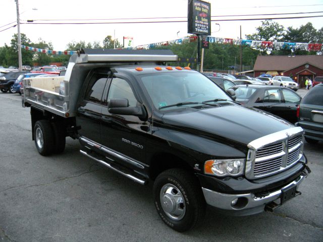 Dodge Ram 3500 2005 photo 4