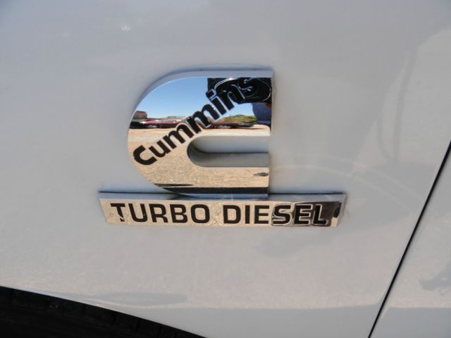 Dodge Ram 3500 2006 photo 2