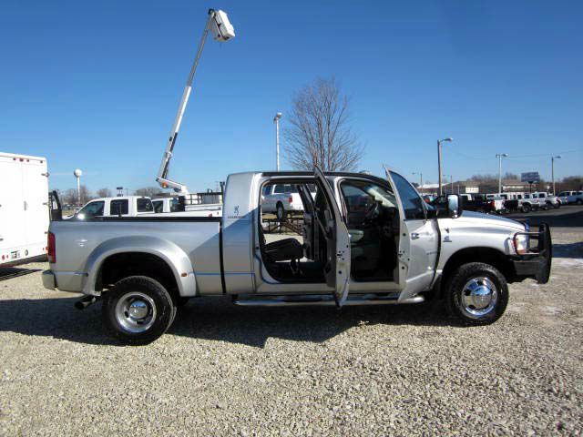 Dodge Ram 3500 2006 photo 3