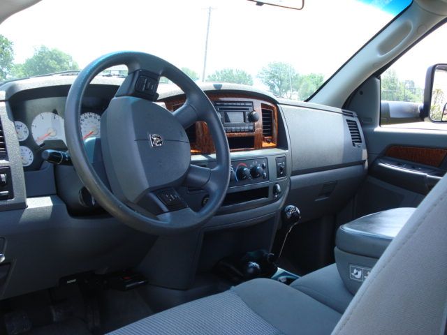 Dodge Ram 3500 2006 photo 10