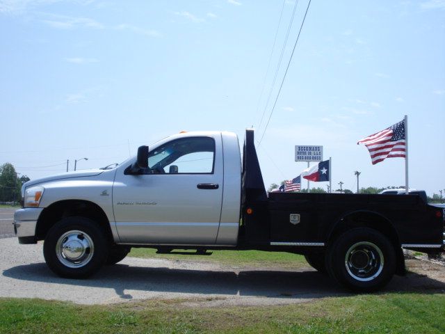 Dodge Ram 3500 2006 photo 14