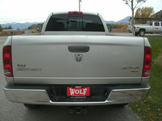 Dodge Ram 3500 4dr 4WD EXT LS 4x4 SUV Pickup Truck