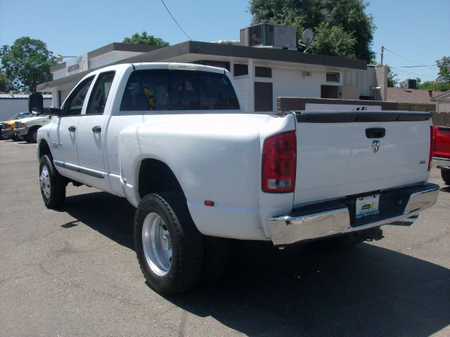 Dodge Ram 3500 2500 SLT Pickup Truck