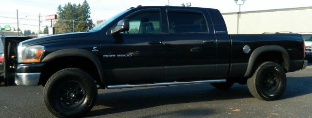Dodge Ram 3500 2006 photo 3