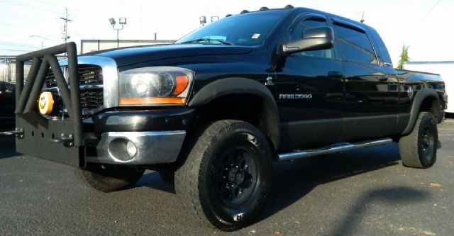 Dodge Ram 3500 2006 photo 4