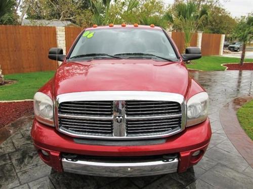 Dodge Ram 3500 2006 photo 2